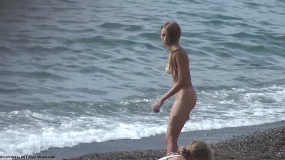 online adult video 7 Amateur girl sunbathes | voyeur | public cute amateur