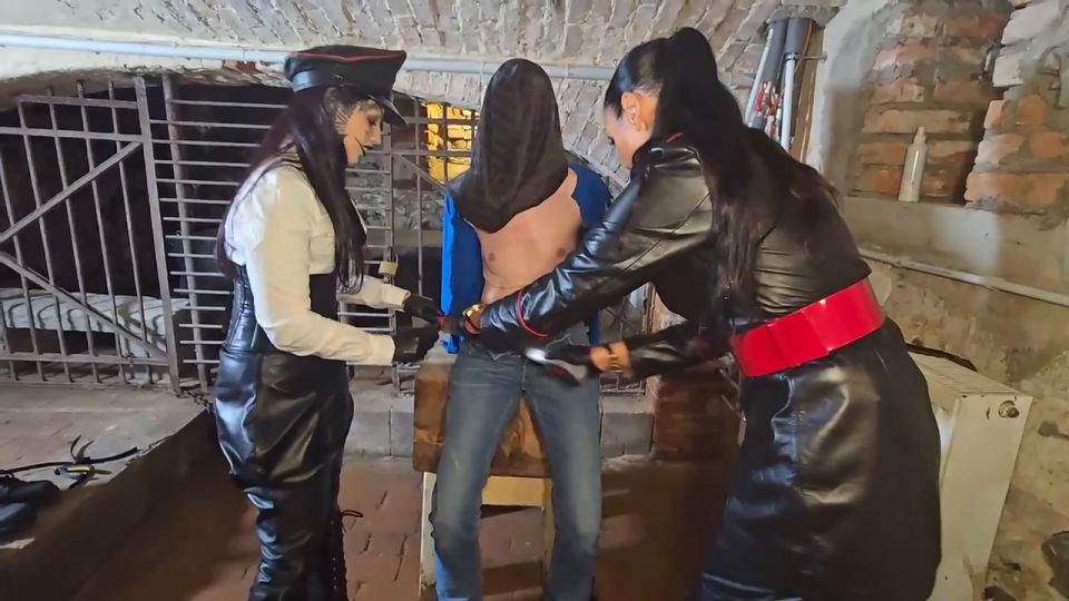 [K2S.CLUB] Señora Lunatika - Granja de tormento oculto Parte 1 - HD 720P