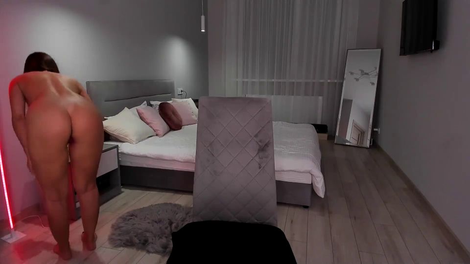 Show de cámara web caliente RockN Queen en sitios de cámara gratis en vivo ahora