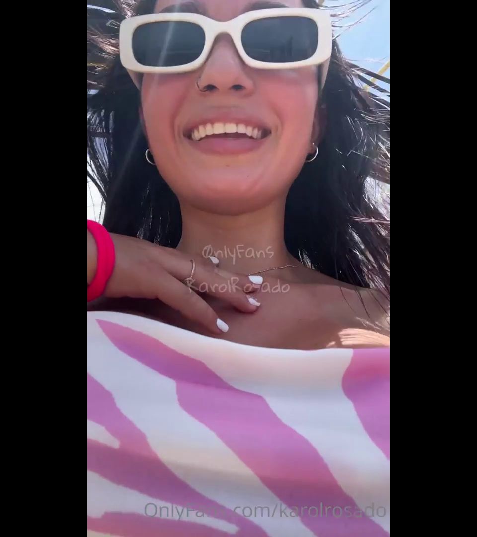 Karol Rosado Gets Naked in Public Karol Rosado fetish