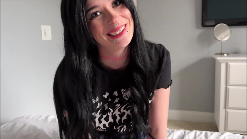 Kitty Lynn - Goth Ex Girlfriend - Teens