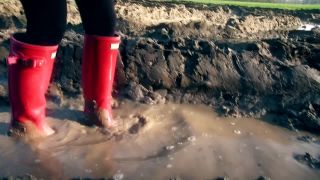 Raspberry Red Wellies Latex!