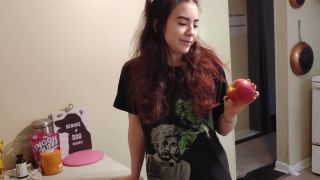 online clip 34 magic apple | fetish | femdom porn transfer fetish