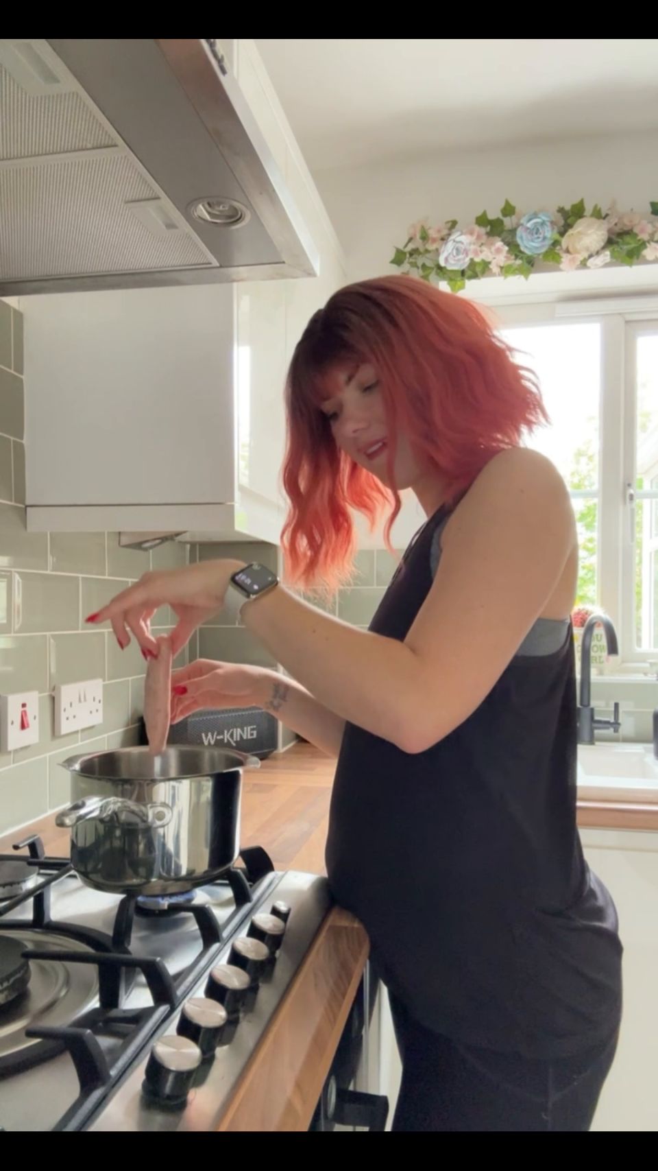 video para adultos 20 Yourhikerbabe – Loco Ex Contrata Mujer Que Hervía Su Picado Del Pene - femdom joi - masturbación porno megan jones femdom