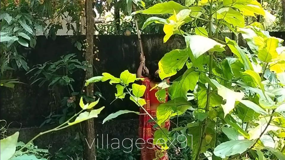 Village Living Lonly Bhabi Sex In Outdoor ( Official Video By Villagese.