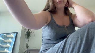 Nicolette Bloom – Mommy Leaves for a Trip.