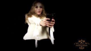 porno clip 40 Diosa Kristie - Trigger Kristie Cop Killer Executrix - pov - juego de rol secretaria pie fetiche