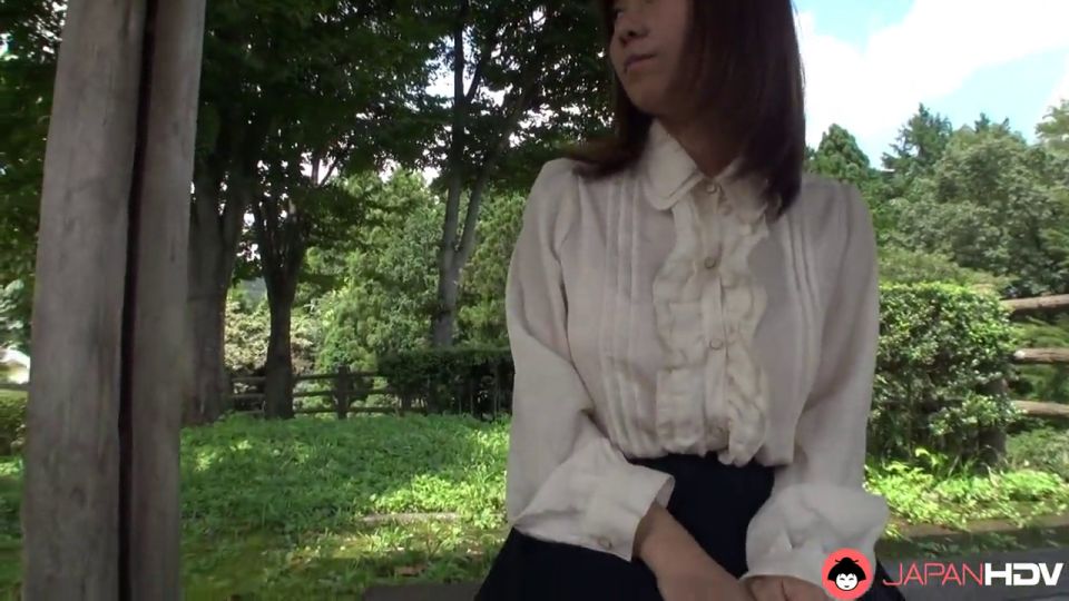 Video Chihiro Akino : Outdoor Sex Adventures With Playful MILF Chih...