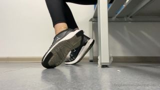 Young Goddess () Young - goddess - sweaty socks after the gym and my tired legs enjoy it 03-10-2020