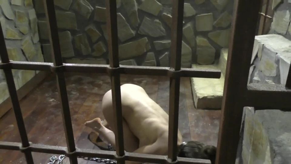 Pequeña chica roja en la celda Video Sexo Descargar Porno