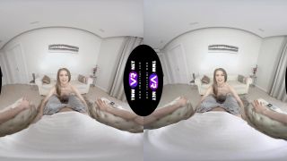 [VR] Cutie cools down with a facial