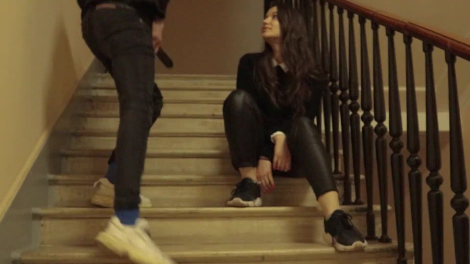 Amateur - Fucked a Cute Student In Leather Pants On The Stairs In Entrance