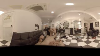Special Hairdresser: New Blowjob Treatment vr Maria Bose