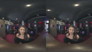Lindsay Maddox - Tending To The Bar-tender - xVR Porn, VR Porn (UltraHD 4K 2021)