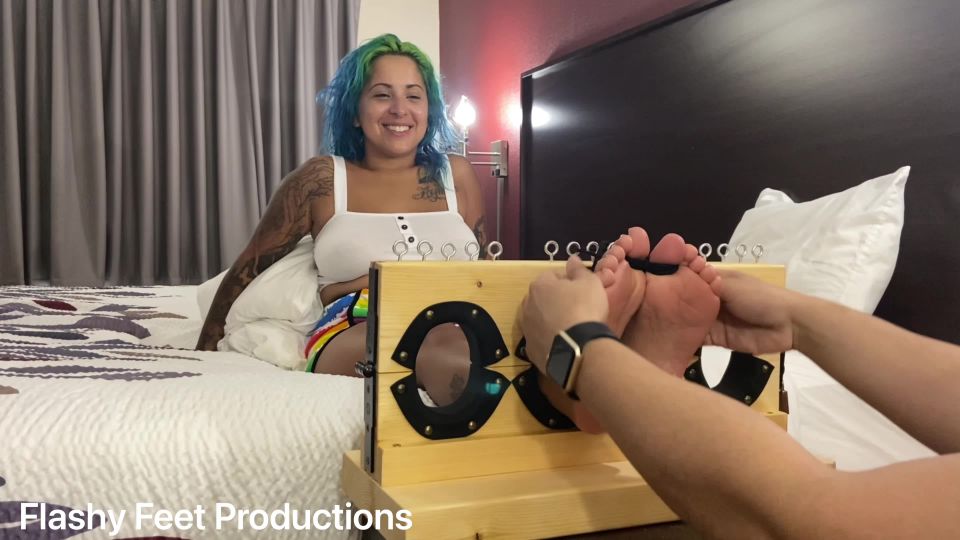 free xxx video 40 FlashyFeetProduction – Spanish Barbie Audition on feet porn hentai flash porn