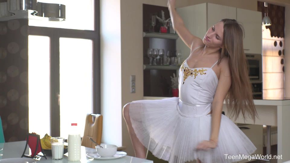 Marselina Fiore - Sex And Ballet Teen Skeet