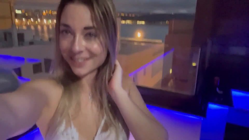 online xxx clip 24 LeniFetisch - Late Night Cam Show auf dem Balkon  on german porn amateur teen babe