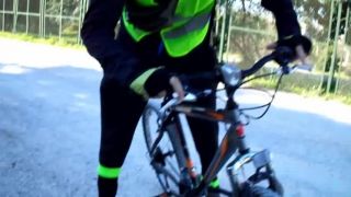 Katia & Michelle - Footjob Toa Bicycler!! Video Sex Downl...