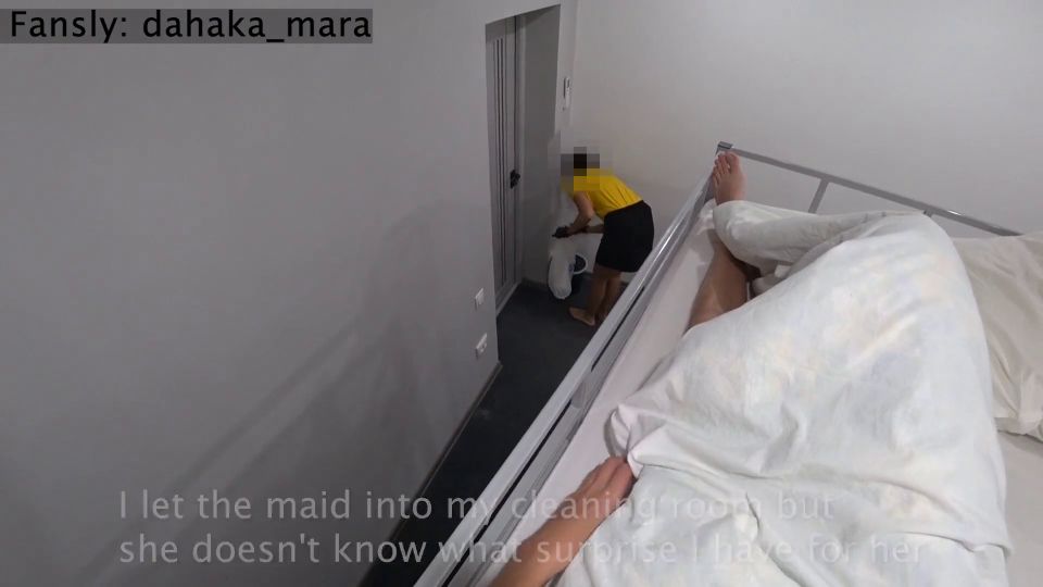Video Public Dick Flash 4 Hotel Maid Watching Me Jack Off And Tickl...
