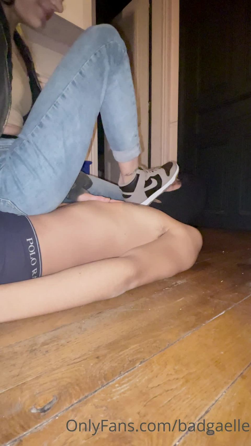 gratis xxx video 26 657 bardgaelle 2021-12-15-0gxfa3amj1rmbumyvpbip source - femdom - femdom porno cfnm femdom