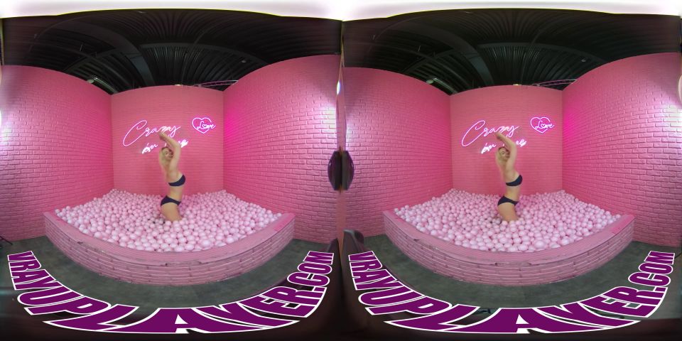 [VR 3D 4K] SEXY BIKINI DANCE  VIRTUAL REALITY FOR OCULUS 180