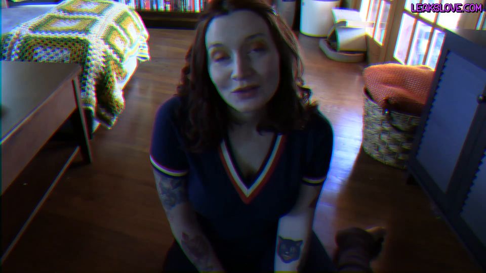 Bettie Bondage Familia Bettie Bondage – Coqueteando con mamá a través de las décadas