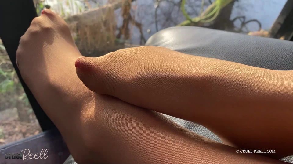 clip 34 BINGE ON REELL 32 on fetish porn ebony fetish