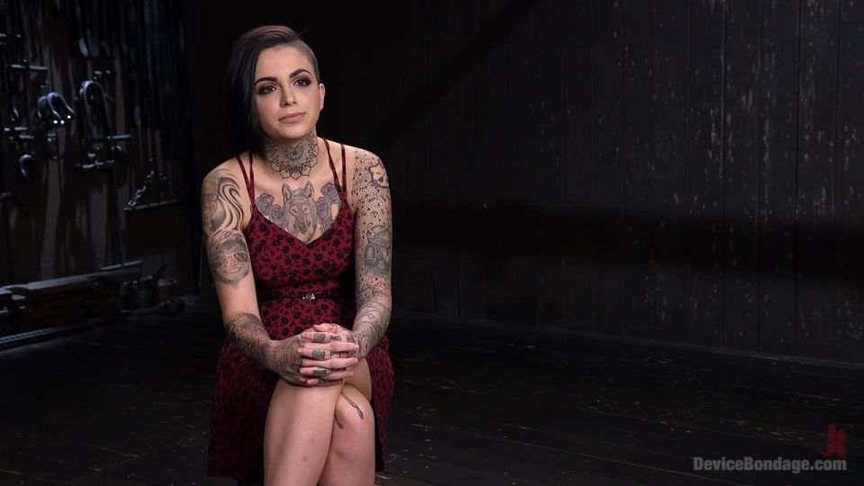 adult xxx video 15 femdom orgasm Breaking the New Girl - Leigh Raven, metal bondage on fingering porn