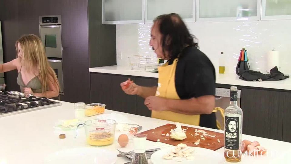 CumKitchen E01 Lilly Ford Omelet You Fuck Ron Jeremy (mp4)