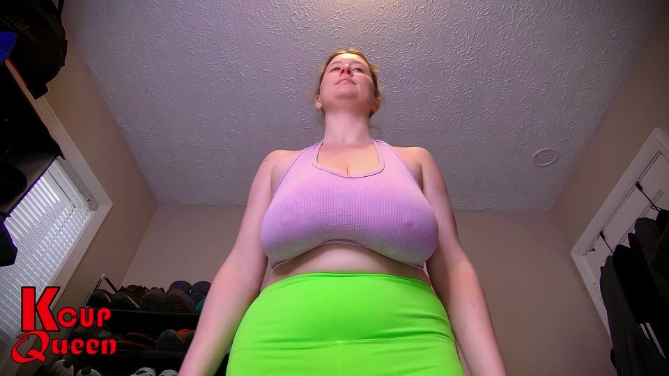 video 36 KCupQueen – Treadmill Series Sweaty on the Treddy - huge tits - big tits porn tights fetish
