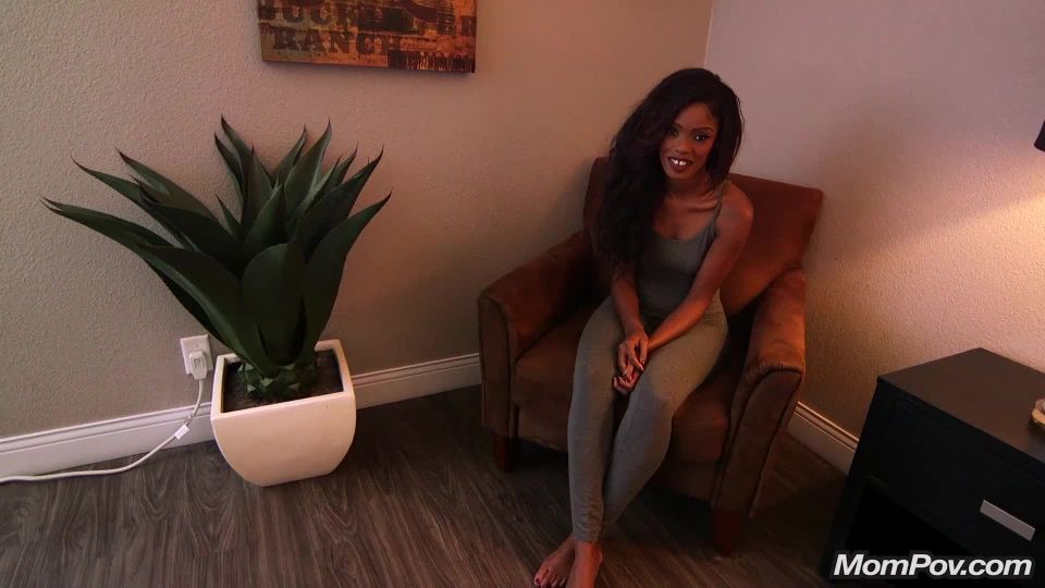 MomPov - Rihanna - Little extra fun time with this baddie POV