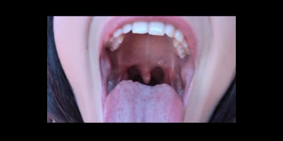 Tonguefetish074