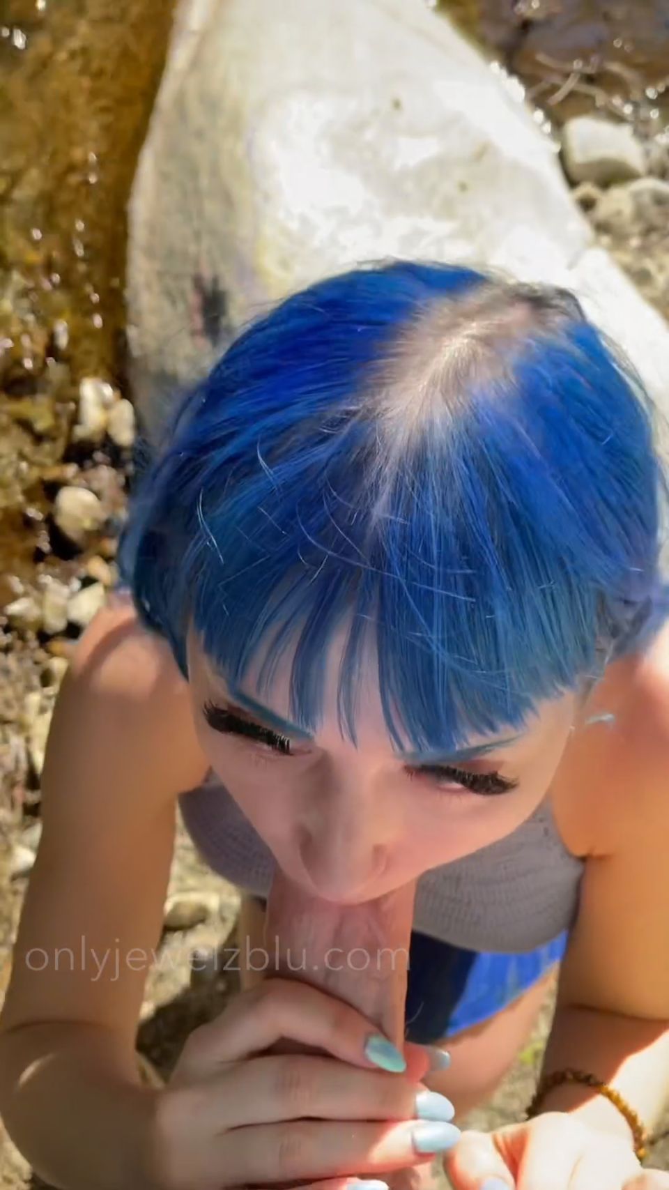 fuente de la joyazblu 0gq7egzophe8wgiwoy84o