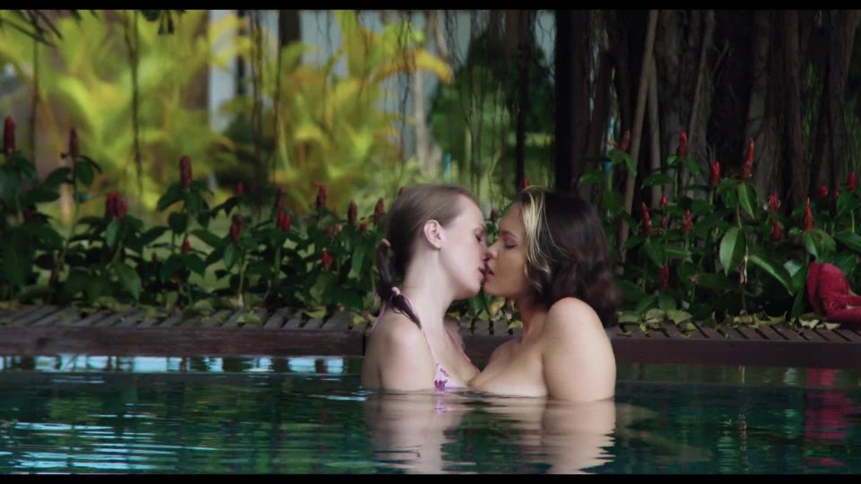 Masha Yang, fisting, lesbian, outdoor, squirting, fetish ...