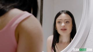 Imani Valor TeamSkeet ExxxtraSmall – Imani Valor: Poking Fun