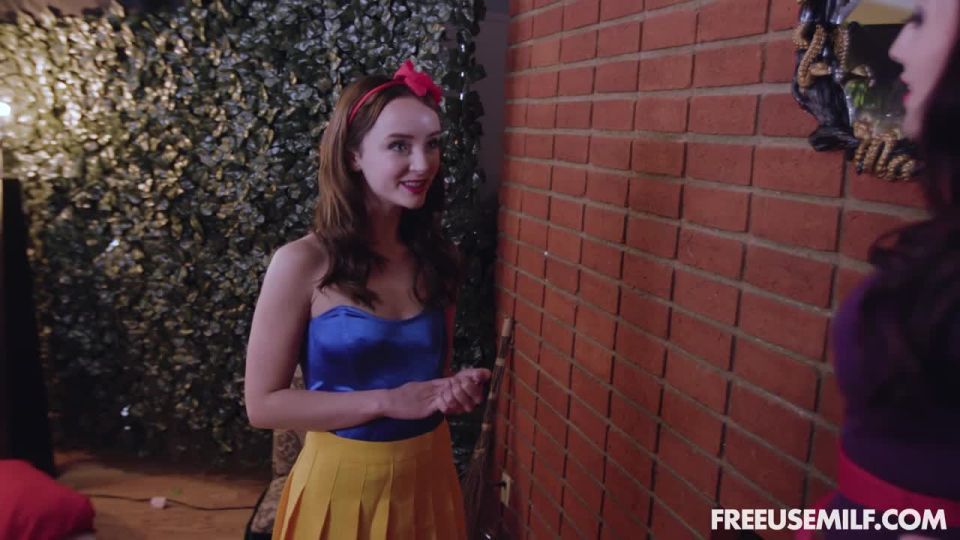 Nickey Huntsman, Maria Kazi - Espejo, Espejo - 07 Marzo 2024