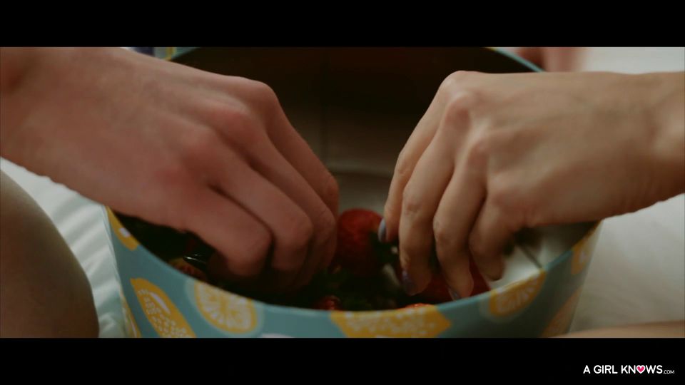 Lesbian Sparks volar después de Lilu Moo Foto de rodaje  Acción caliente Un