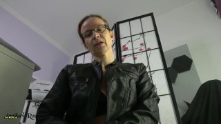 free video 27 AnnikaRose - Ich mache dich suchtig - Worship - Lack und Leder , femdom bdsmlr on fetish porn 