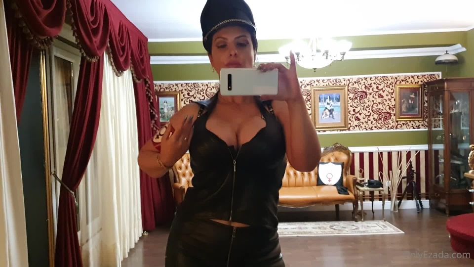 Ezada Sinn - ezada EzadaHapeningNow he will suffer soon for My pleasure - 16-06-2021 - Onlyfans