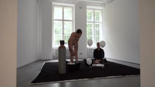 Performance_23_-_Galerie_Burster_Berlin