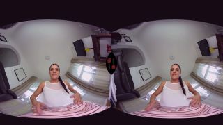 free adult clip 45 crush fetish rabbit virtual reality | Eveline face sitting: Eveline Dellai [CzechVRFetish/CzechVR] (UltraHD/2K 1440p) | virtual reality