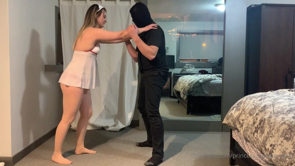 Cuidado con mi audición de Kobra Kai - Princesa Viena.