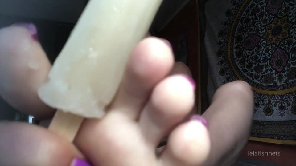 xxx video clip 16 salma hayek foot fetish feet porn | leiafishnets 19-08-2019 popsicle play | foot