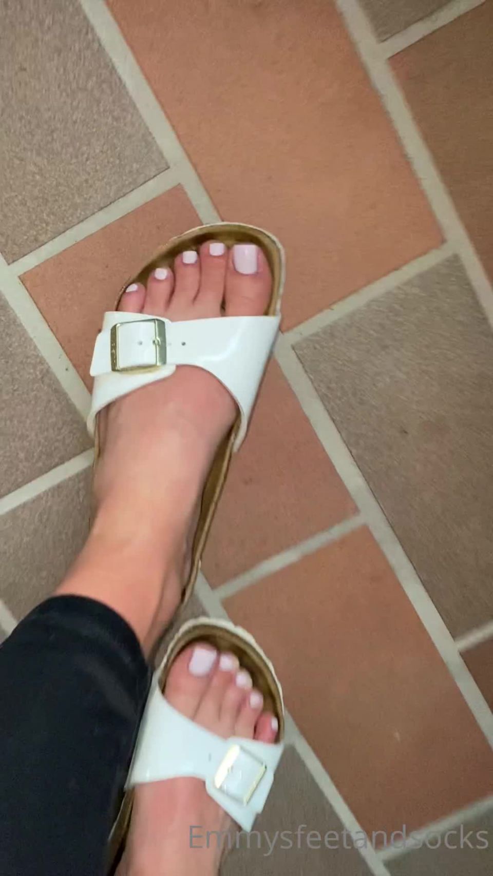 gratis xxx video 18 pies y calcetines 140620212135656324 verano es s  pies  pies porno secretaria pie fetiche