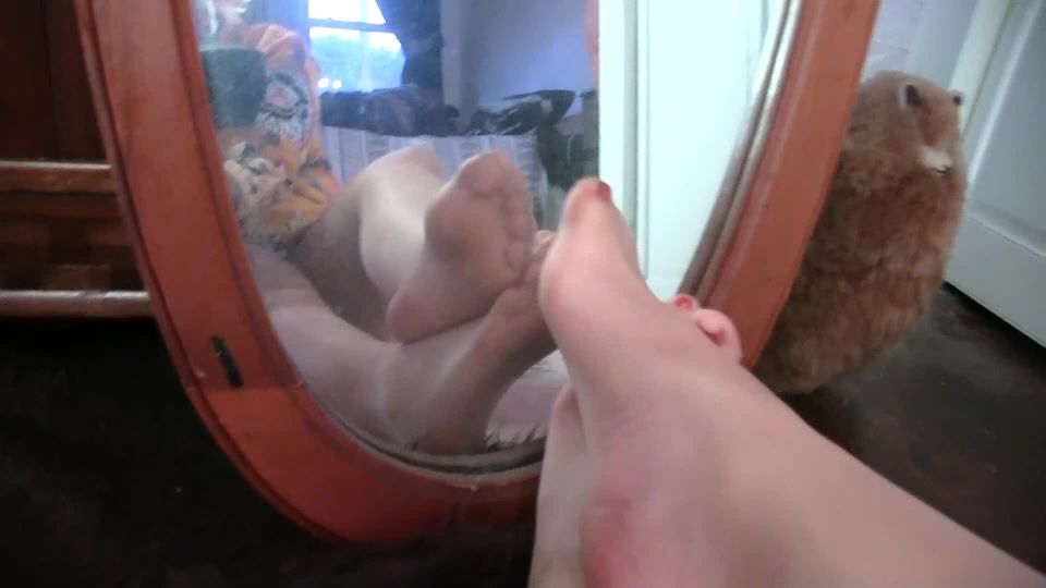 Nylon Covered Feet Control Your Orgasm webcam Goddess Lacey