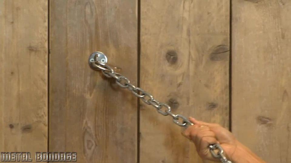 online xxx clip 21 Metal Bondage – CARACTERÍSTICA: Modelo de moda mascota - collar de acero personalizado - fetiche porno hijab femdom