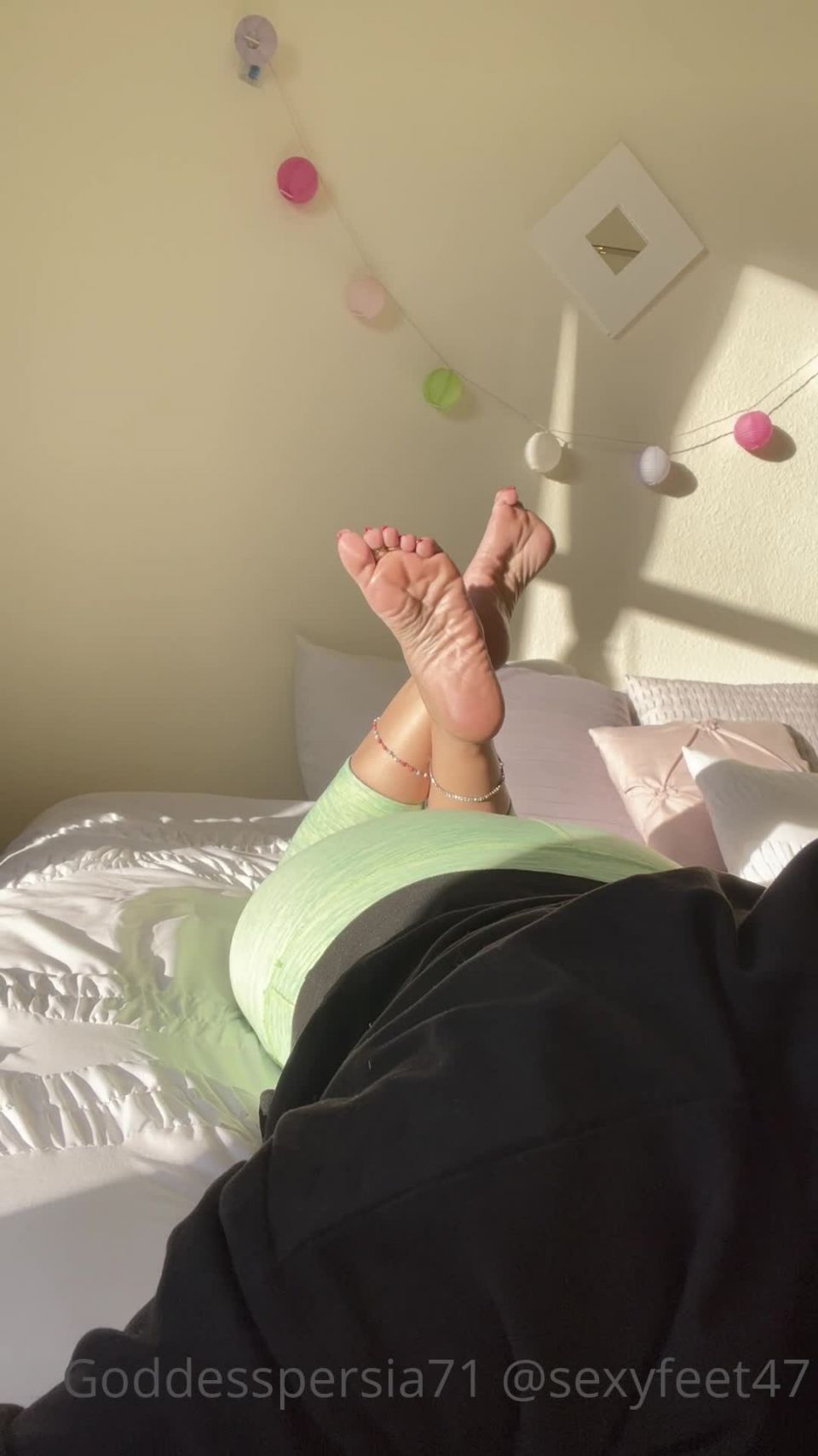 Sexyfeet47 Sexyfeet - happy monday nbsp i know this view is your favorite as you enjoy my beautiful soles 06-12-2021