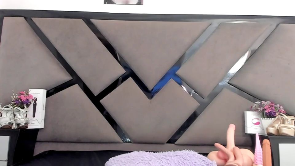 Debut erótico de Naomi93 2025: vista previa exclusiva