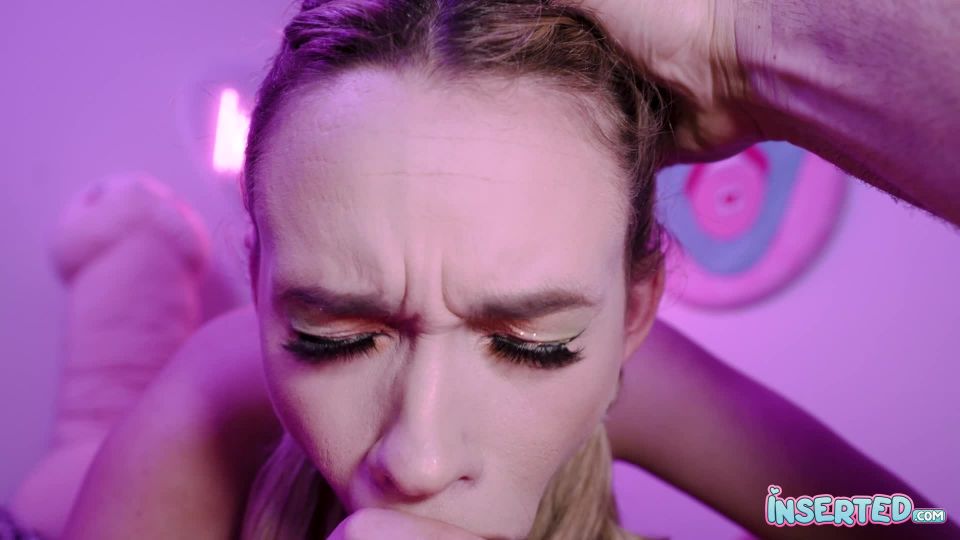 Insertado 23 04 13 Khloe Kingsley - Inserto