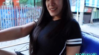 TukTukPatrol 21 06 07 Nana Thick Assed Stunna Lay.